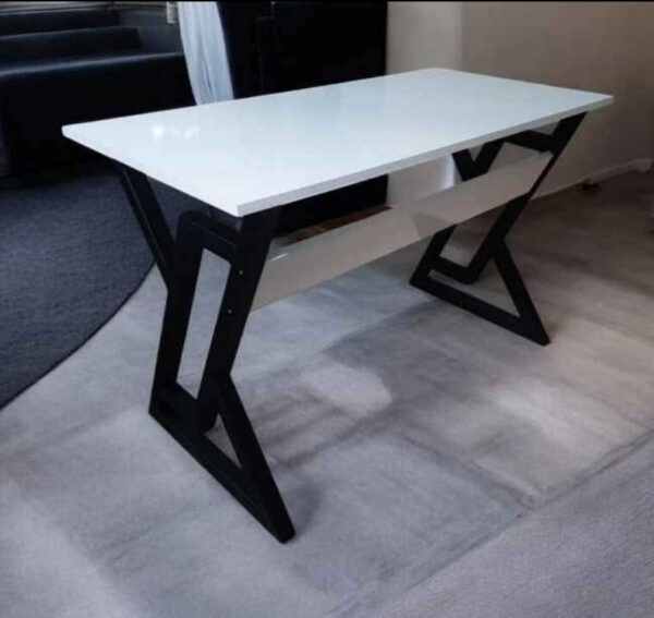 White Geometric Desk – Modern Elegance for Work & Gaming - Image 5