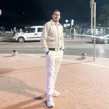 Yassine B.